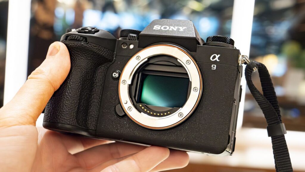 The Sony A9 III’s lightning-fast global shutter comes with an image quality trade-off The Sony A9 III’s lightning-fast global shutter comes with an image quality trade-off